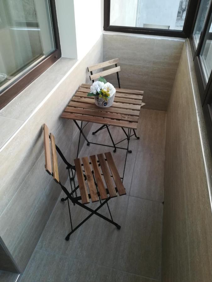וארנה Lovely 3-Bedroom Apartment For 7 Ppl At The Centre מראה חיצוני תמונה